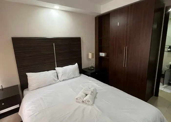 Apartment A Venue Residences 80g Manila